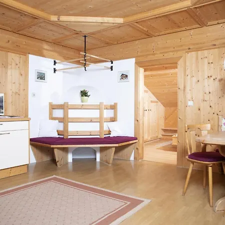 Ausser Rossmoos Farmház