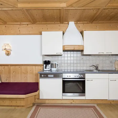 Lantgård Ausser Rossmoos